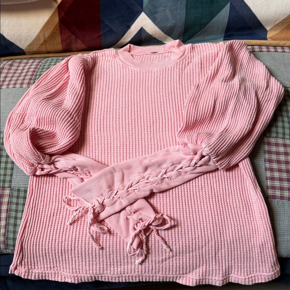 Free People Rib Knit Pink  Sweater with Lace-Up Sleeves & Puffy Shoulders Sz M